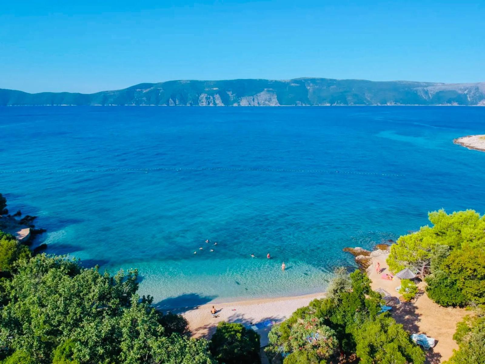 Adria Holiday Home Pinezići Buitenkant foto